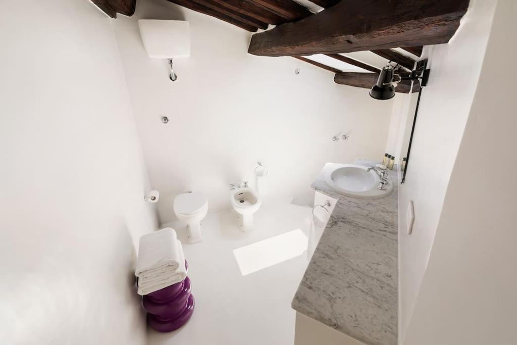 Appartamento Casa Garibaldi, A Burghesius