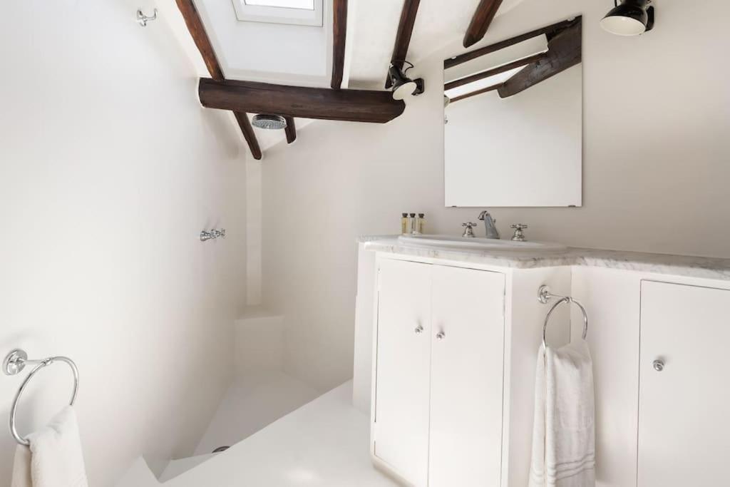 Appartamento Casa Garibaldi, A Burghesius