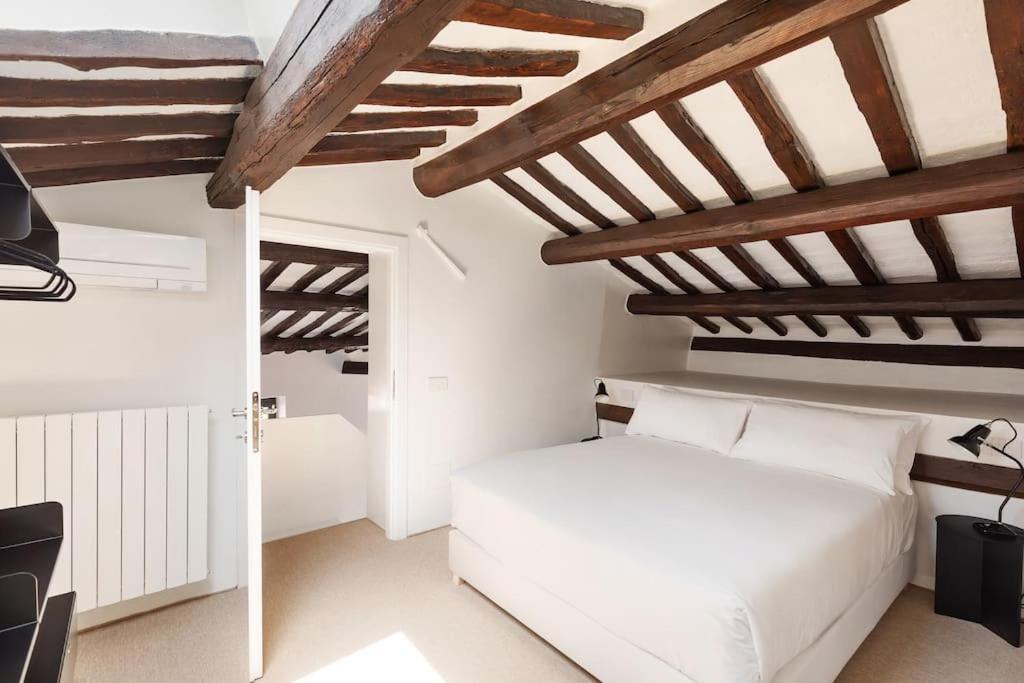 Appartamento Casa Garibaldi, A Burghesius